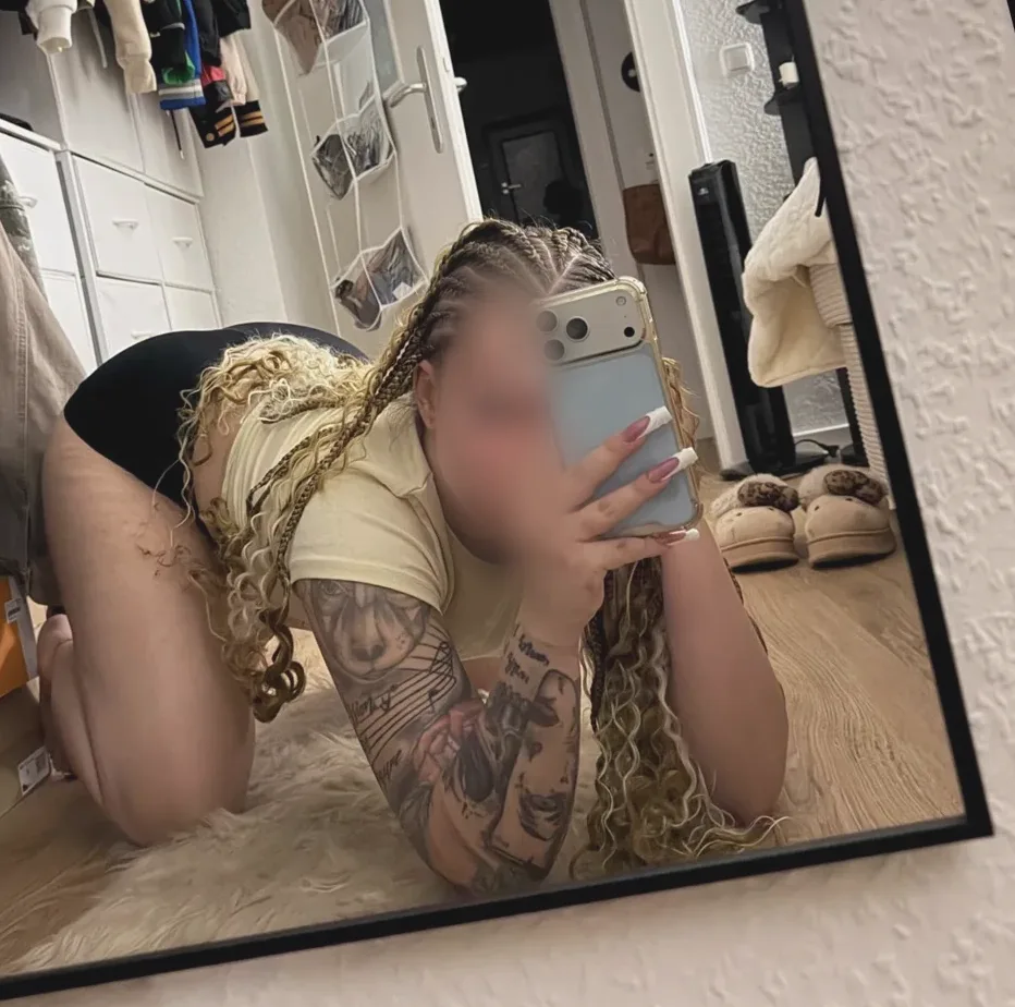 Fabienne, 30
